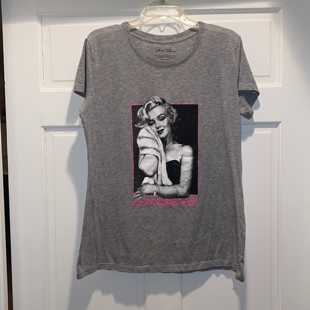 (3/$25) Marilyn Monroe- Heartbreaker tee
